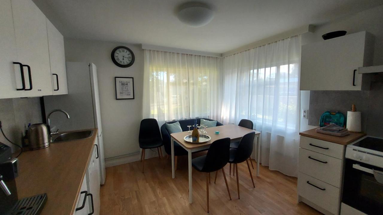 B&B Rooms Husavik 1 Kültér fotó
